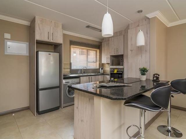 2 Bedroom Apartment in Amberfield