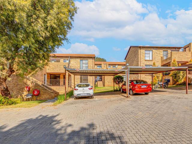 2 Bedroom Apartment in Amorosa