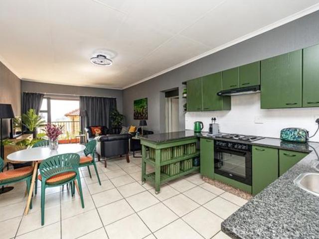 2 Bedroom Apartment in Amorosa