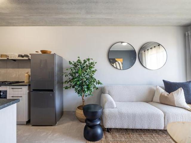 2 Bedroom Apartment in Arcadia