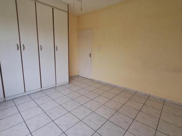 2 Bedroom Apartment in Arboretum
