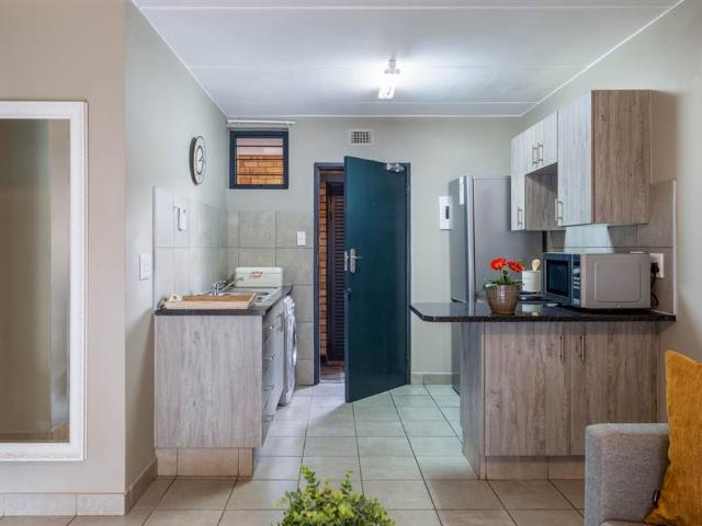 2 Bedroom Apartment in Buccleuch