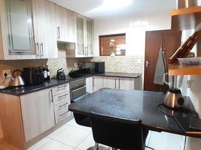 2 Bedroom Apartment in Buccleuch