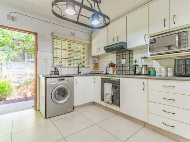 2 Bedroom Apartment in Bulwer