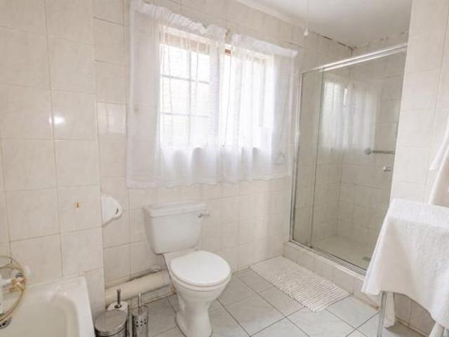 2 Bedroom Apartment in Bushwillow Park Estate