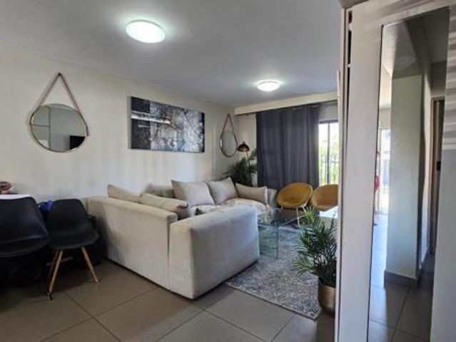2 Bedroom Apartment in Burgundy Estate