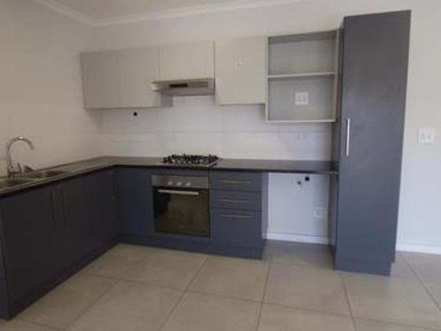 2 Bedroom Apartment in Burgundy Estate