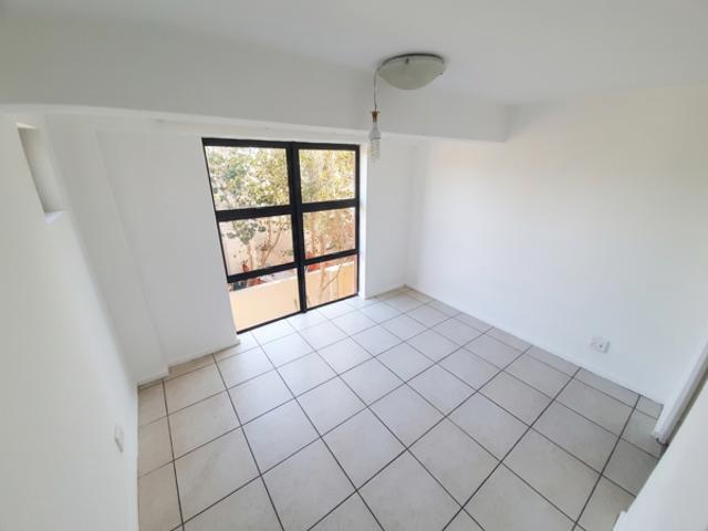 2 Bedroom Apartment in Burgundy Estate
