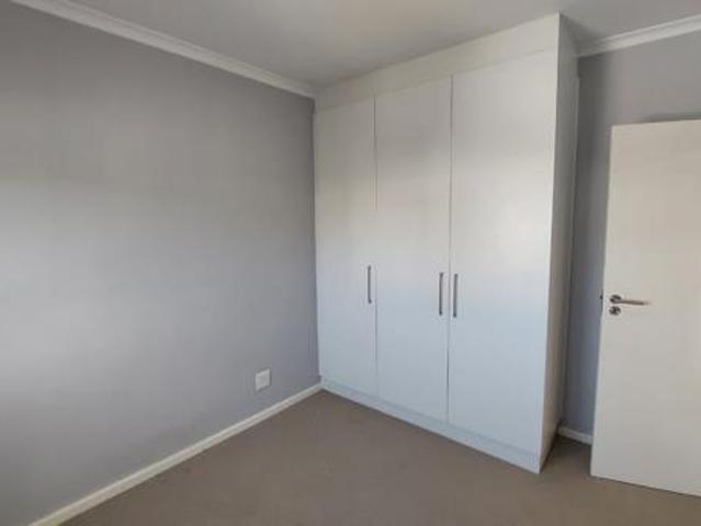 2 Bedroom Apartment in Burgundy Estate