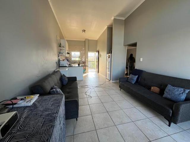 2 Bedroom Apartment in Burgundy Estate