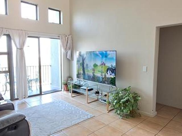 2 Bedroom Apartment in Burgundy Estate