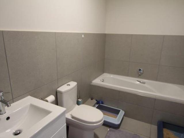 2 Bedroom Apartment in Burgundy Estate