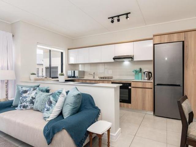 2 Bedroom Apartment in Ballitoville