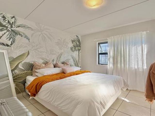 2 Bedroom Apartment in Ballitoville