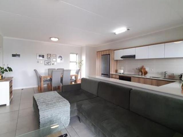 2 Bedroom Apartment in Ballito Central