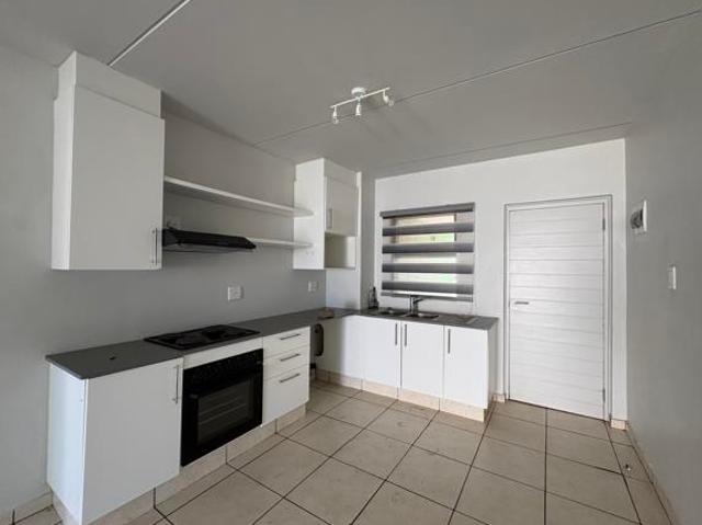 2 Bedroom Apartment in Ballito Commercial District