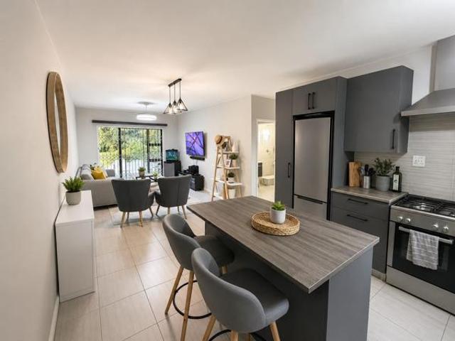 2 Bedroom Apartment in Ballito Central