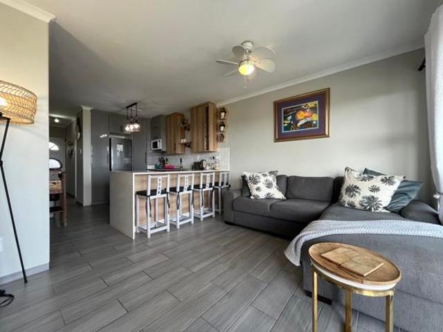 2 Bedroom Apartment in Ballito Central