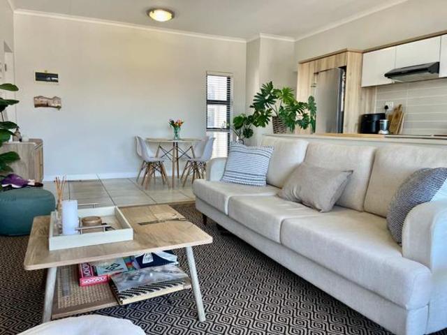 2 Bedroom Apartment in Ballito Central