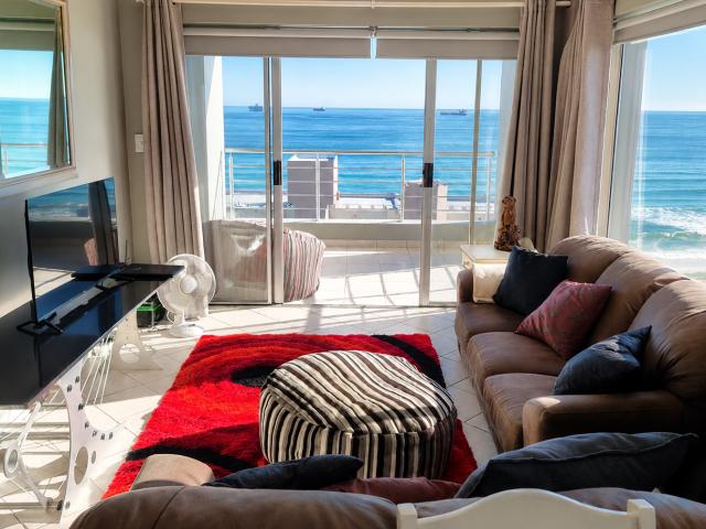 2 Bedroom Apartment in Beachfront