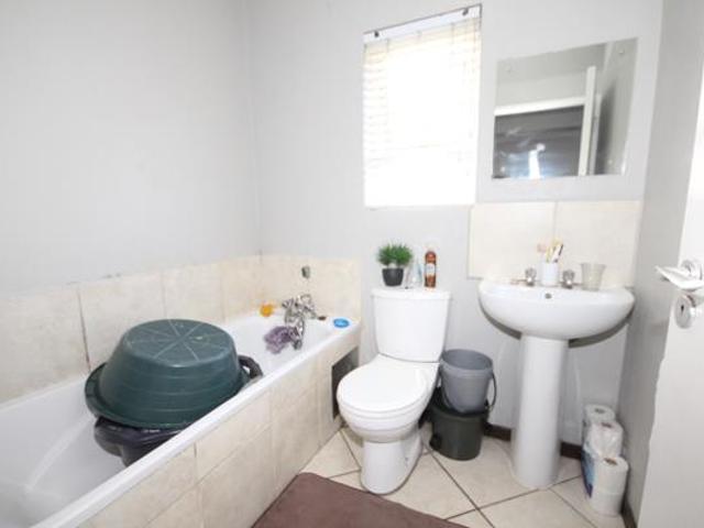 2 Bedroom Apartment in Beacon Bay