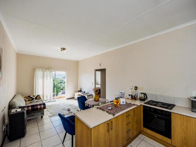 2 Bedroom Apartment in Beacon Bay