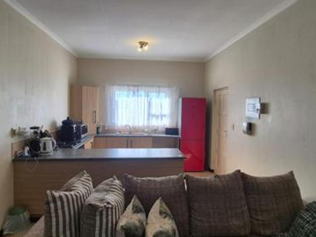 2 Bedroom Apartment in Beacon Bay