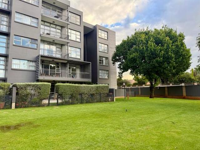 2 Bedroom Apartment in Bedfordview