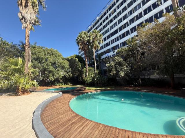 2 Bedroom Apartment in Bedford Gardens