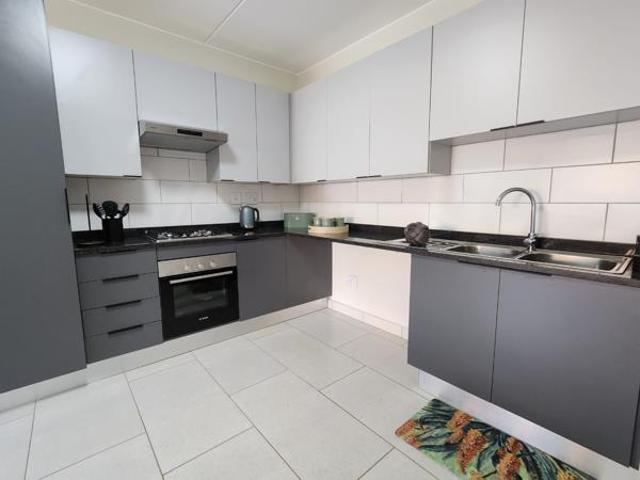 2 Bedroom Apartment in Bedford Gardens