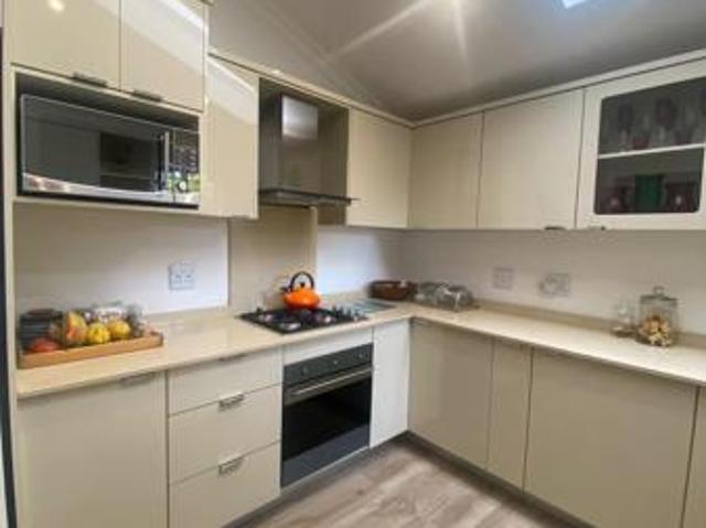 2 Bedroom Apartment in Bedford Gardens