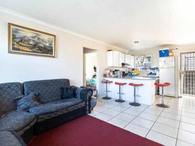 2 Bedroom Apartment in Belmont Park