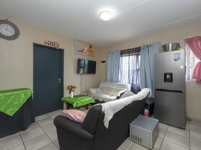 2 Bedroom Apartment in Belhar