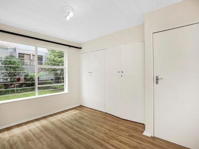 2 Bedroom Apartment in Benmore Gardens