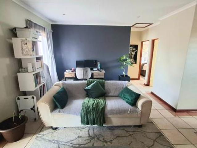 2 Bedroom Apartment in Bendor