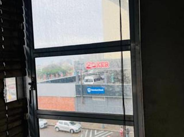 2 Bedroom Apartment in Berea West