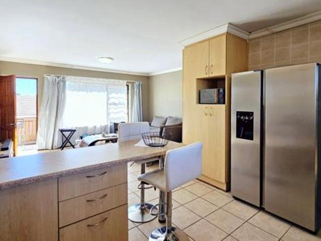 2 Bedroom Apartment in Bloemfontein Central