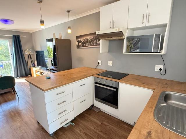 2 Bedroom Apartment in Blouberg Sands