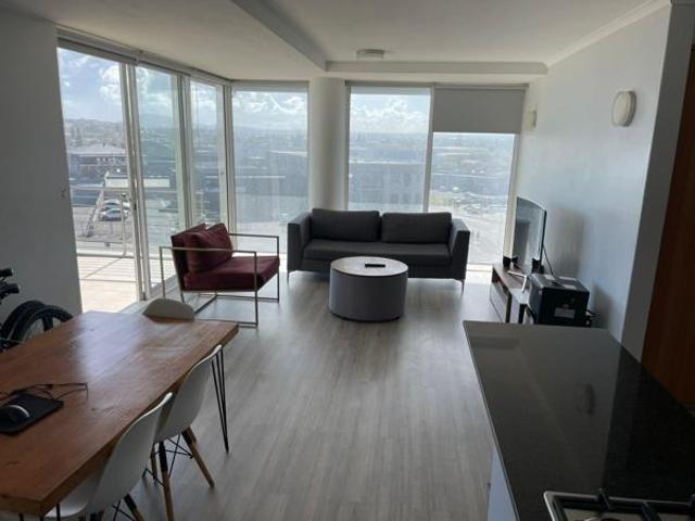 2 Bedroom Apartment in Bloubergstrand