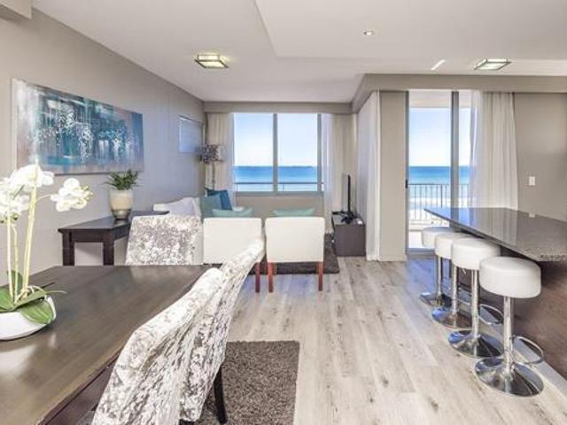 2 Bedroom Apartment in Bloubergstrand