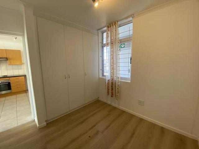 2 Bedroom Apartment in Bloubergrant