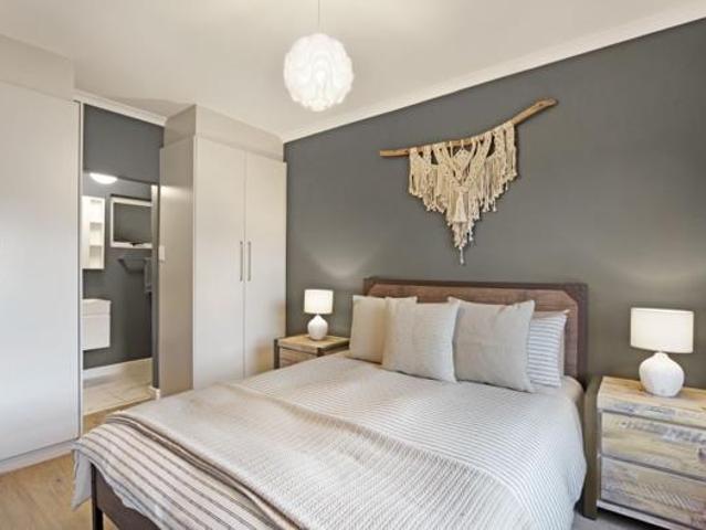 2 Bedroom Apartment in Bloubergrant