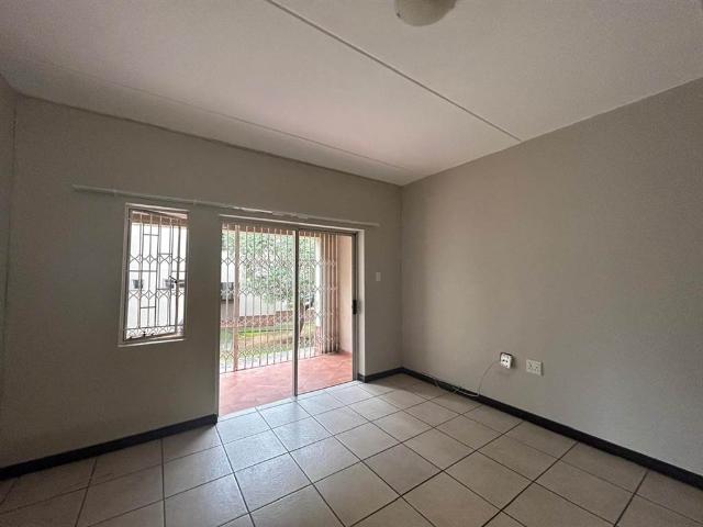 2 Bedroom Apartment in Bloubosrand