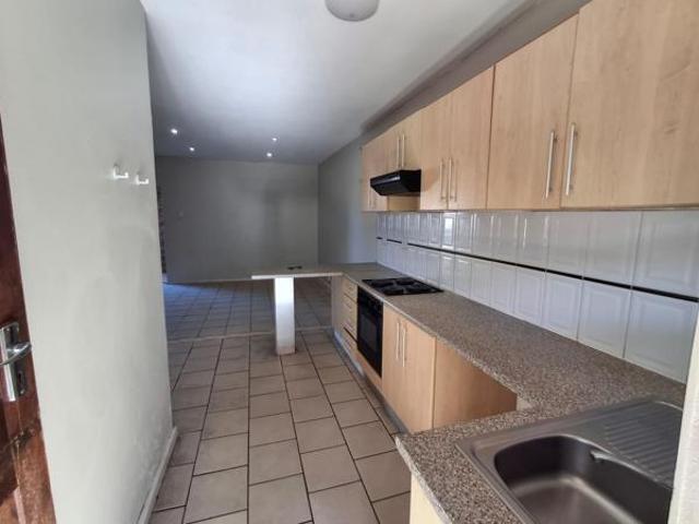 2 Bedroom Apartment in Bluewater Bay