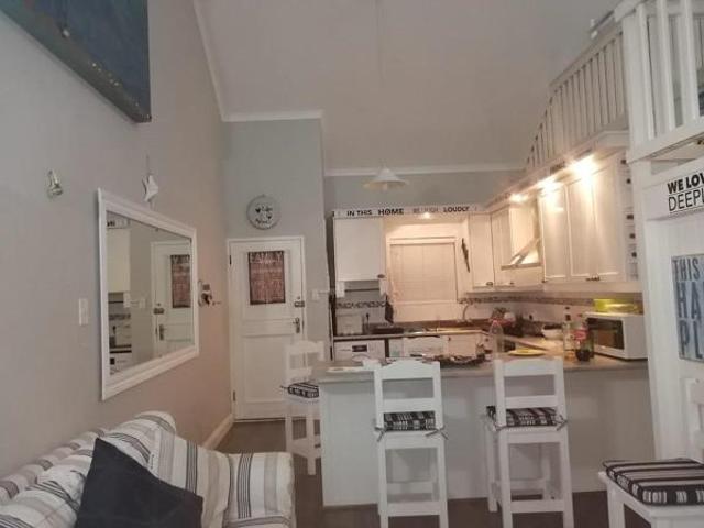 2 Bedroom Apartment in Boland Park