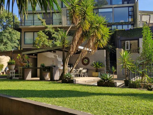 2 Bedroom Apartment in Braamfontein Werf