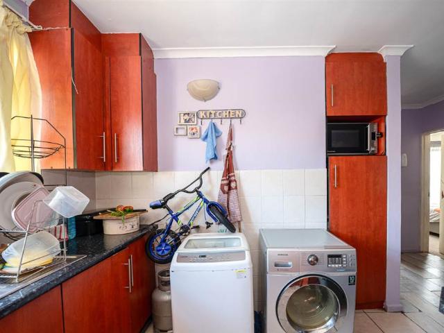 2 Bedroom Apartment in Brackenfell Central