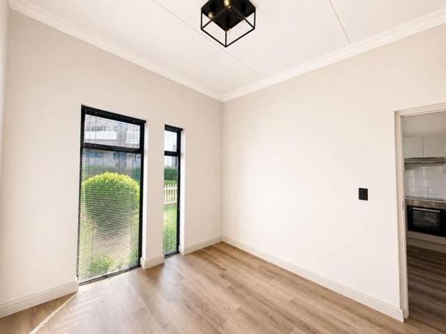 2 Bedroom Apartment in Brackenfell South