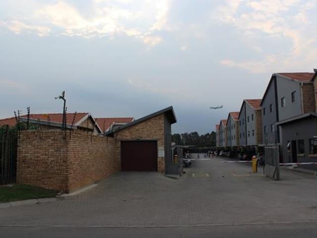 2 Bedroom Apartment in Brentwood Park