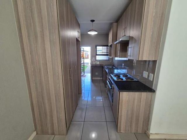 2 Bedroom Apartment in Brentwood Park